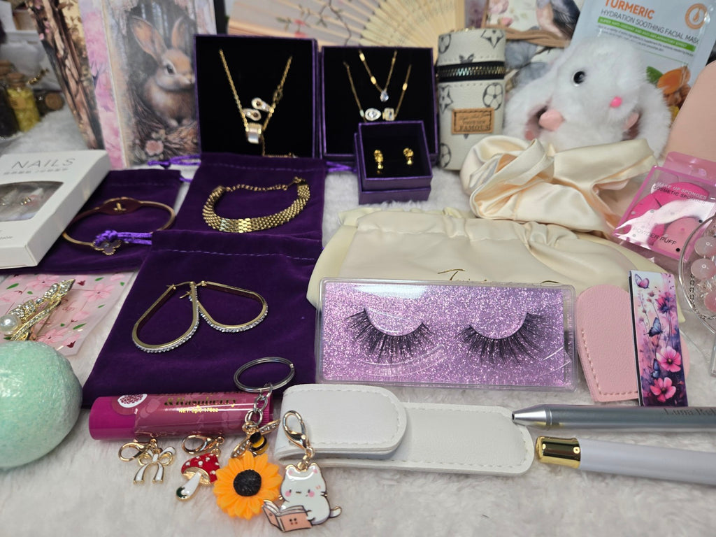 🌙 Luna Relics Premium Treasure Box #7