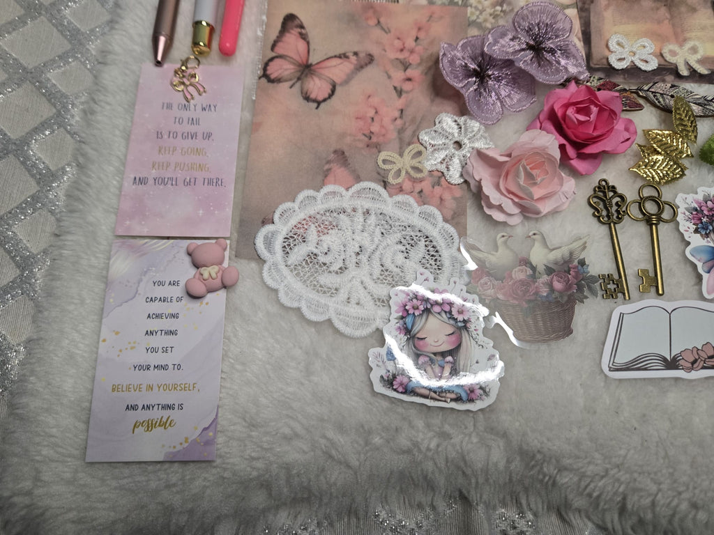 🌸 Blushing Pages Bookish & Junk Journal Bundle