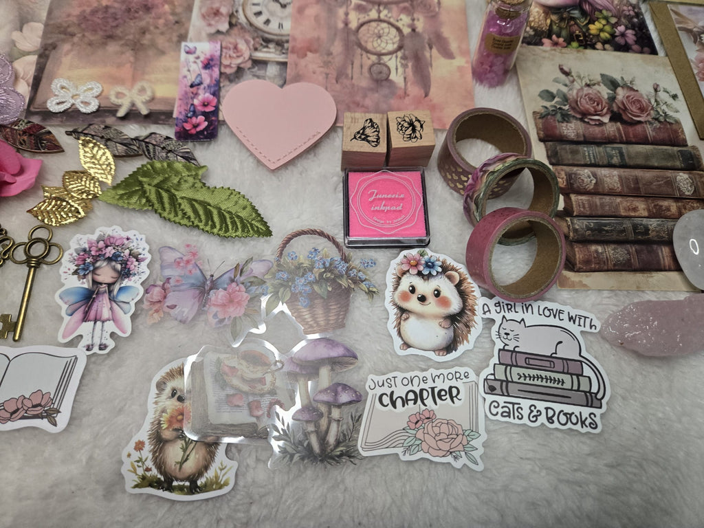 🌸 Blushing Pages Bookish & Junk Journal Bundle