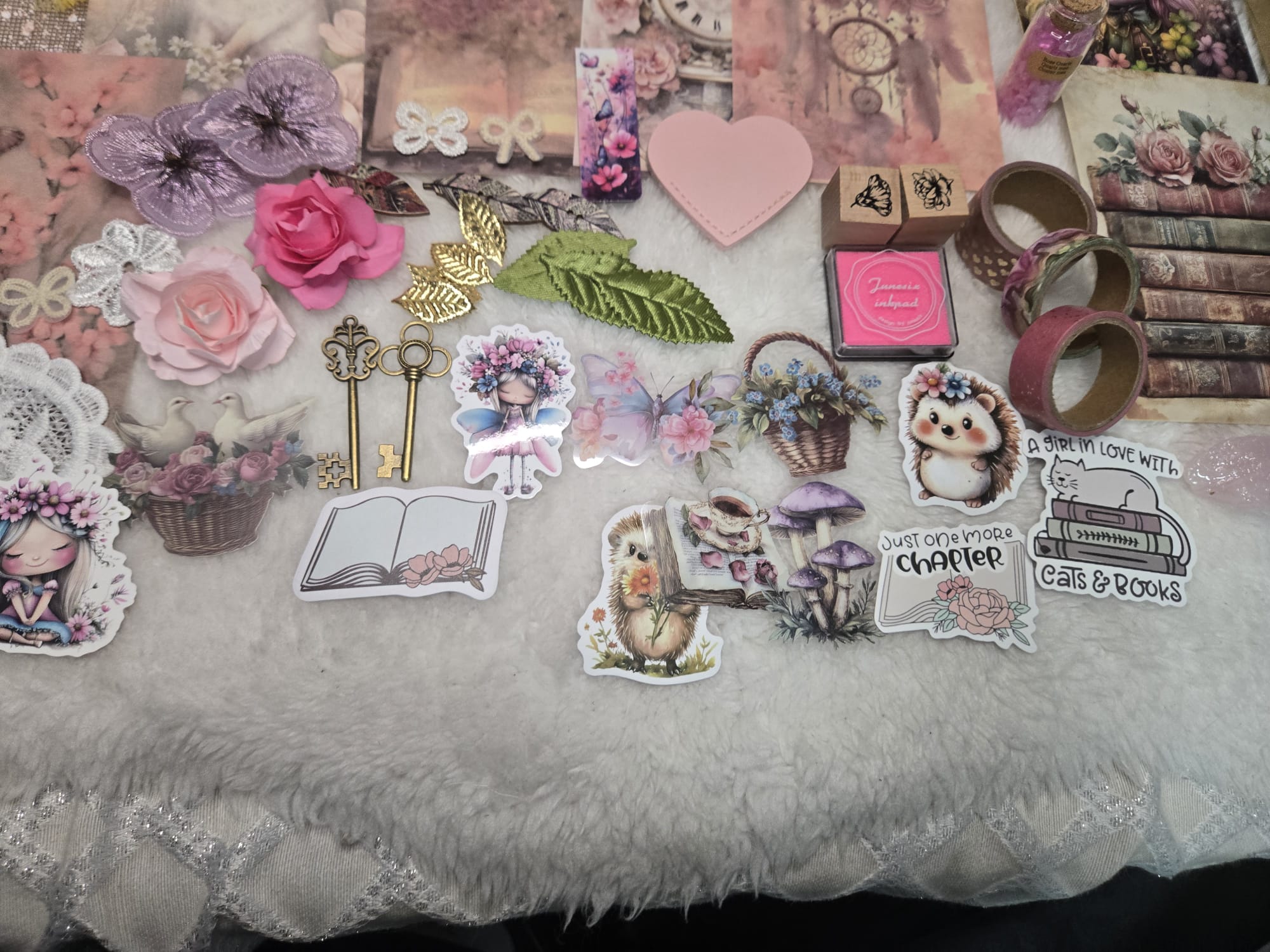 🌸 Blushing Pages Bookish & Junk Journal Bundle