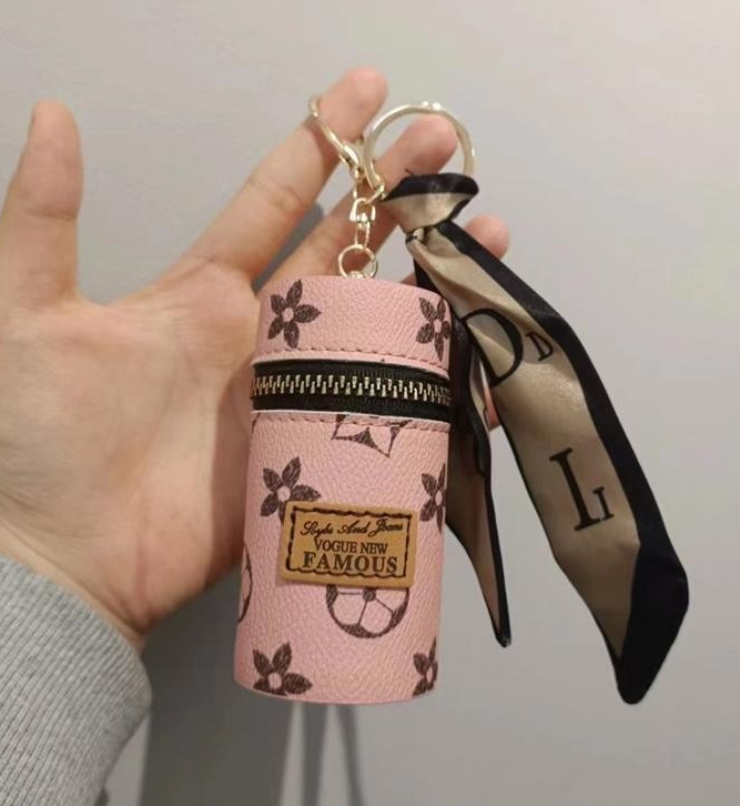 Luxe Mini Pouch Keychain – Travel Size Case with Zipper (PU Leather)