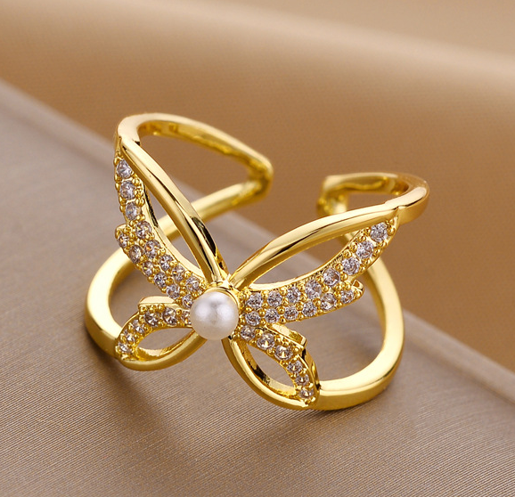 Luxe Butterfly Pearl Statement Ring – 18K Gold Plated Stainless Steel
