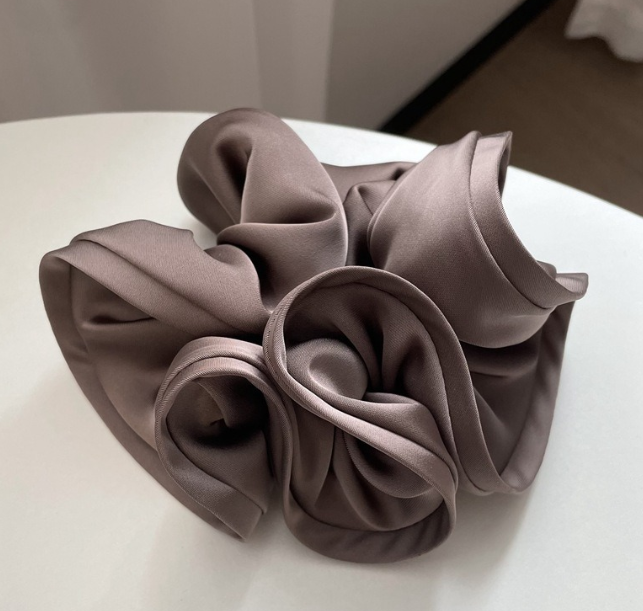 Premium Satin Silk Scrunchies – Oversized Hair Tie (Multiple Colors)