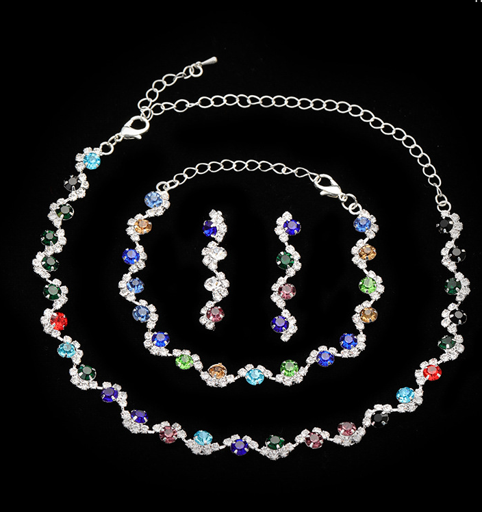 Luna Treasure Pack 12-Bag Mystery Scoop - MIN OF 16 ITEMS