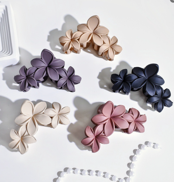 Small Floral Claw Clip – Matte Flower Hair Clip (Multiple Colors)