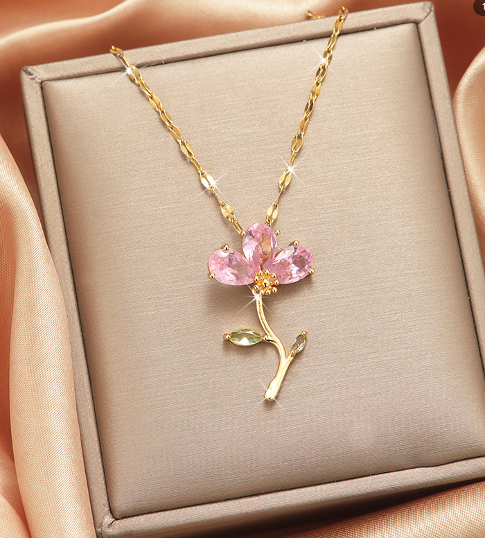 18k gold plated Stainless Steel Chain Necklace with Copper Pink Flower Pendant, featuring micro-set zirconia crystals. A delicate, light luxury piece perfect for everyday wear or special occasions