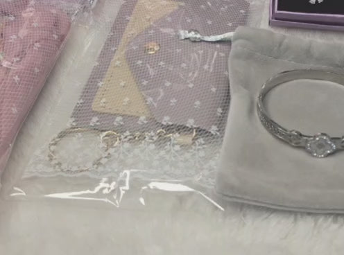 Ready-to-Ship Gift Box #1