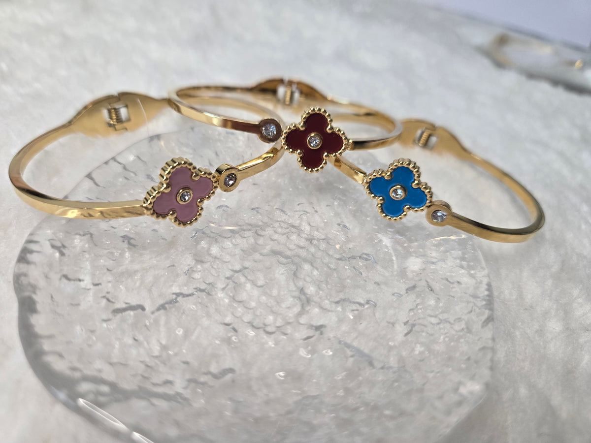 Enchanted Clover Gold Bangle